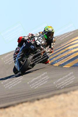 media/Feb-12-2022-SoCal Trackdays (Sat) [[3b21b94a56]]/Turn 12 (140pm)/